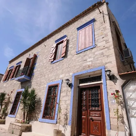 אורחן Cozy In A Boutique Near Popular Attractions Of Cesme אלאקאטי